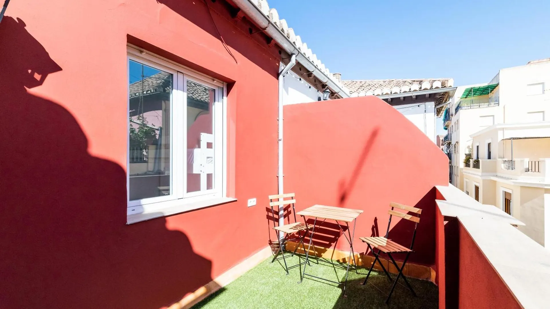 Apartment Wekey Homes San Miguel Con Patio, Centro Ciudad Granada