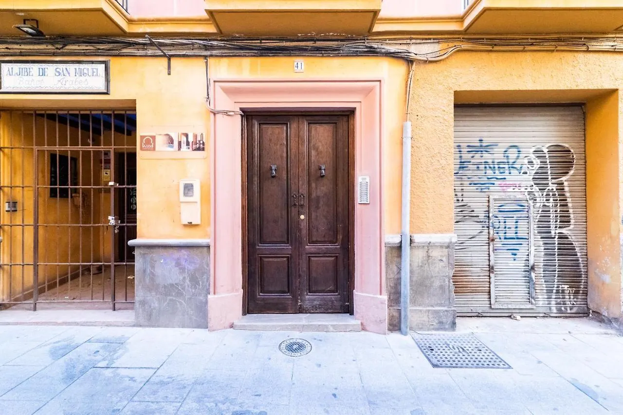 Apartment Wekey Homes San Miguel Con Patio, Centro Ciudad Granada Spain